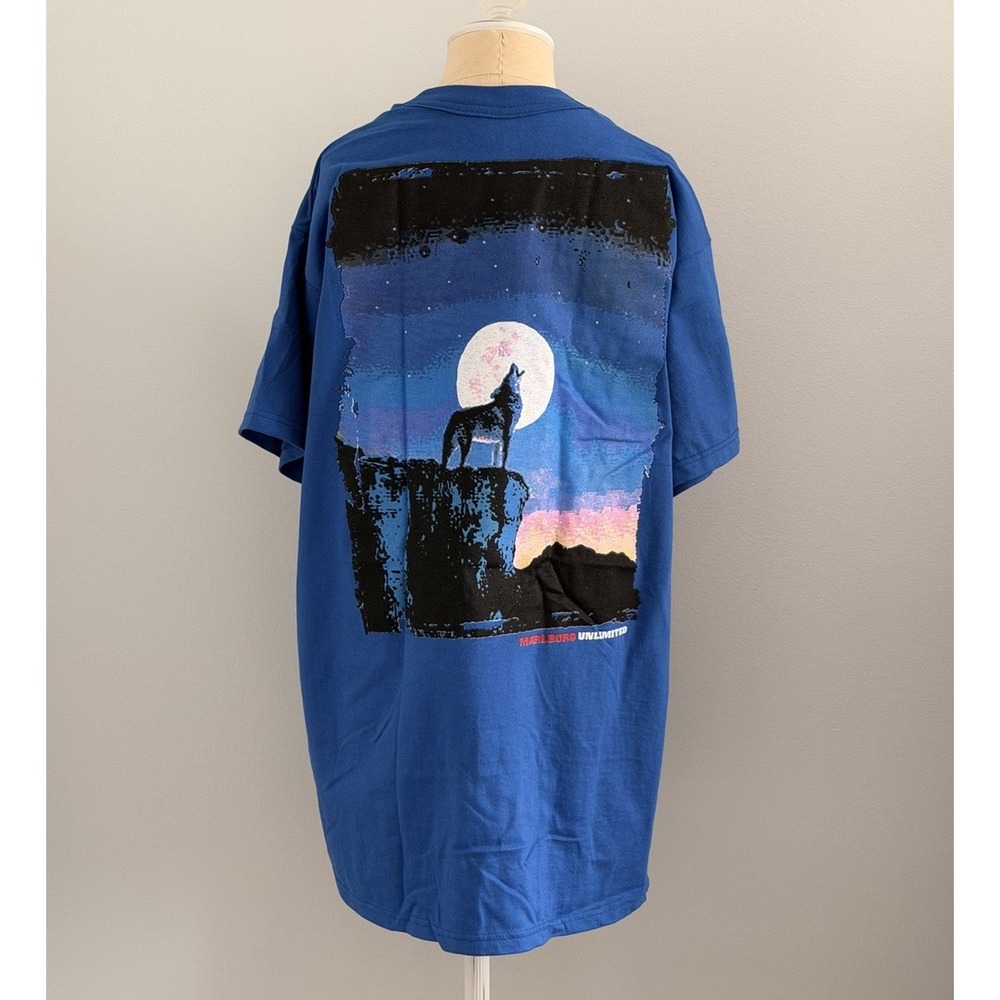 Vintage Marlboro Unlimited Shirt L/XL Wolf Howling Moon Cigarettes USA 90s Tee